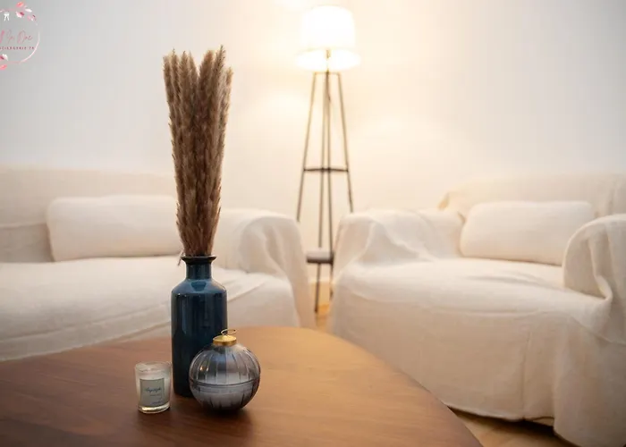 Hermes - Chateau Apartment *